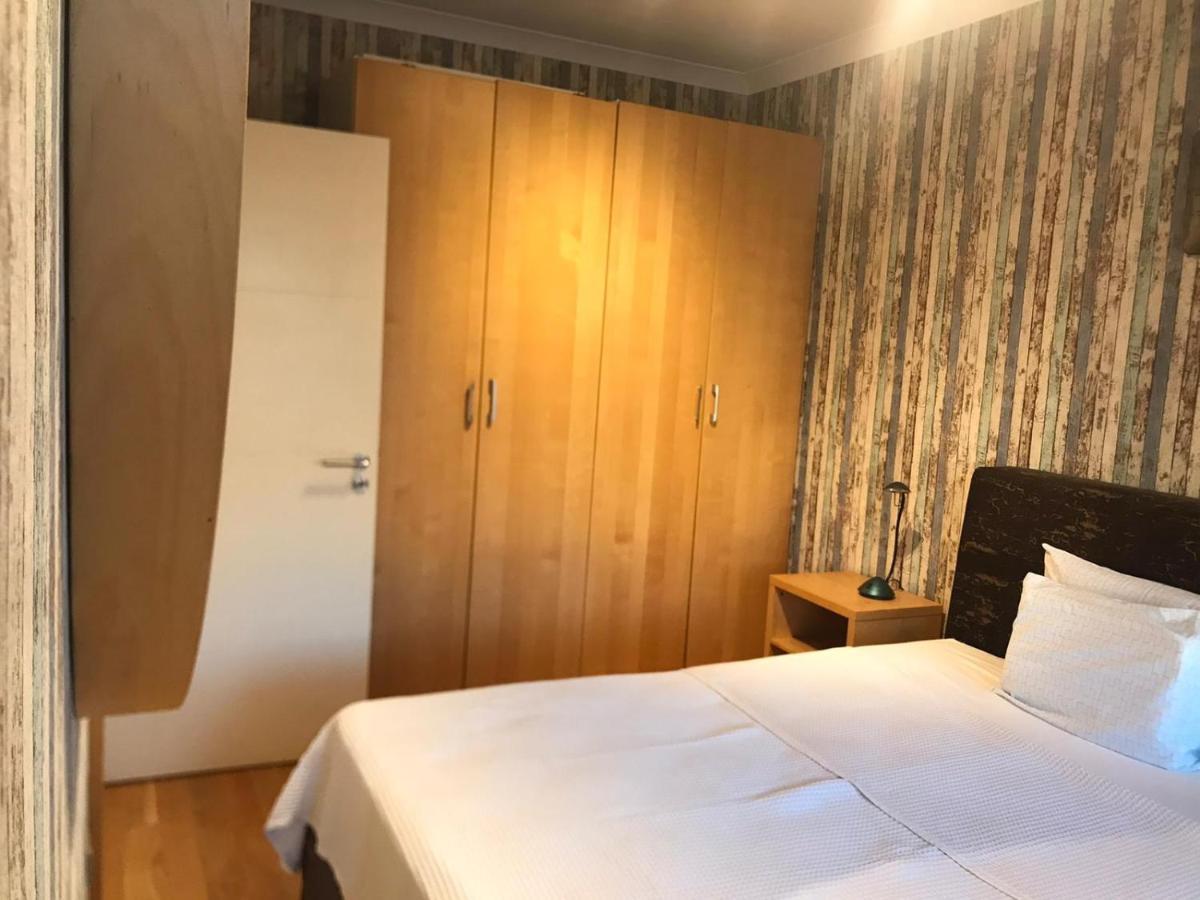 Deluxia Palace The Flat With A Pool View * İstanbul
